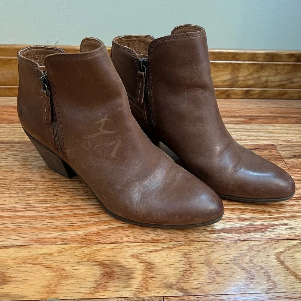 FRYE Judith Double Zip Booties Brown Leather Upper 9